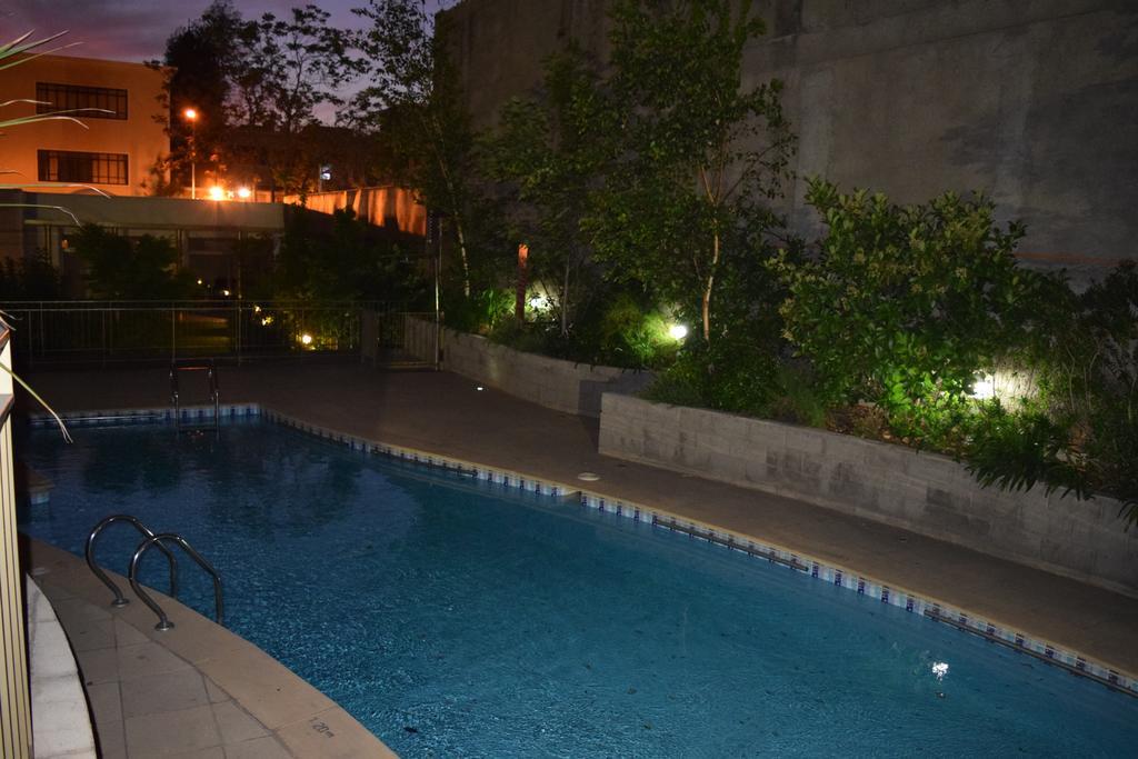 Sys Suites Lord Cochrane Santiago de Chile Bagian luar foto
