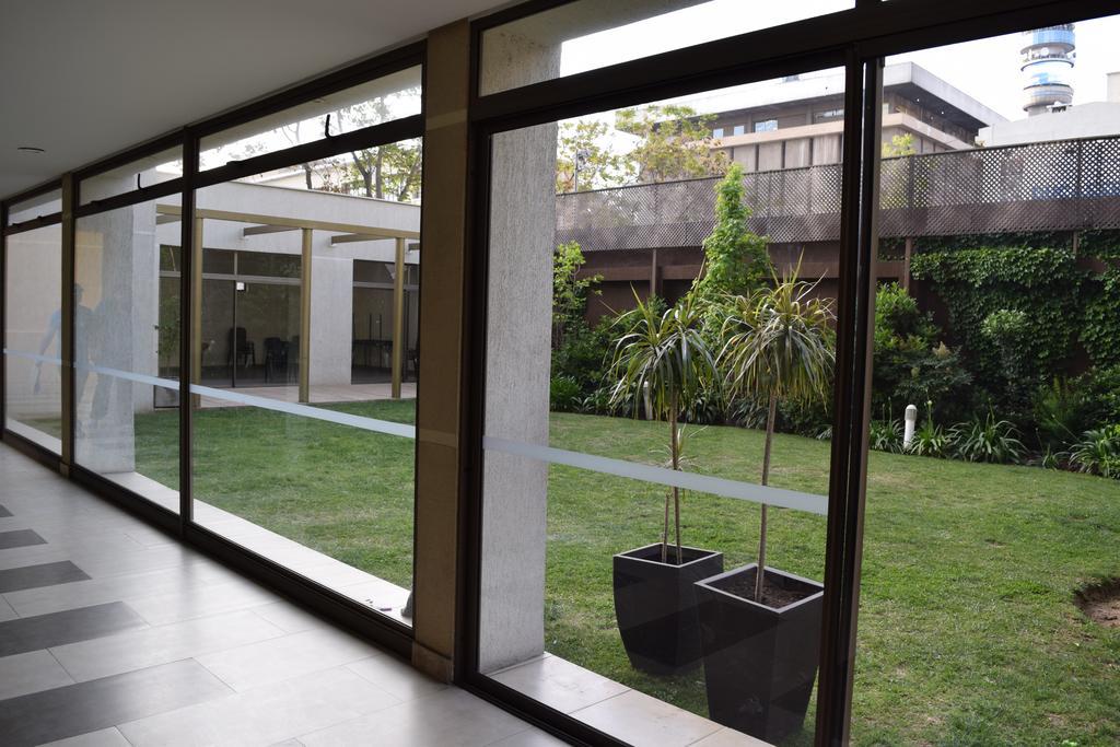 Sys Suites Lord Cochrane Santiago de Chile Bagian luar foto