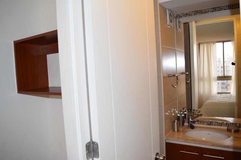Sys Suites Lord Cochrane Santiago de Chile Bagian luar foto