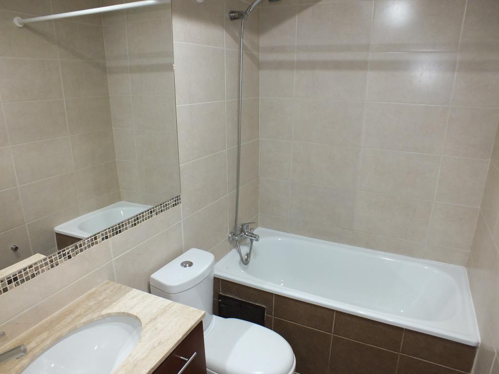 Sys Suites Lord Cochrane Santiago de Chile Bagian luar foto